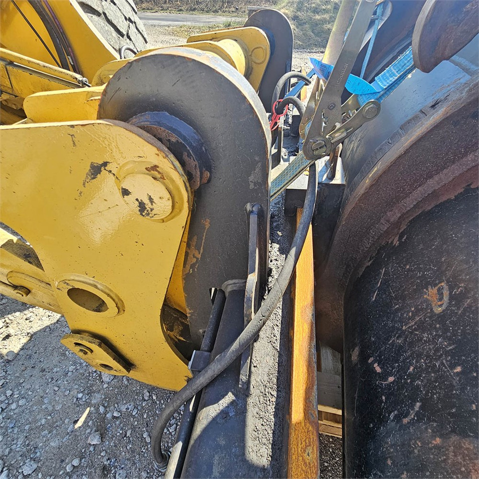 Wheel loader Caterpillar 938 M: picture 30