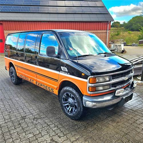 Chevrolet Express Van 2500 - Passenger van: picture 1 Chevrolet Express Van 2500 - Passenger van: picture 1