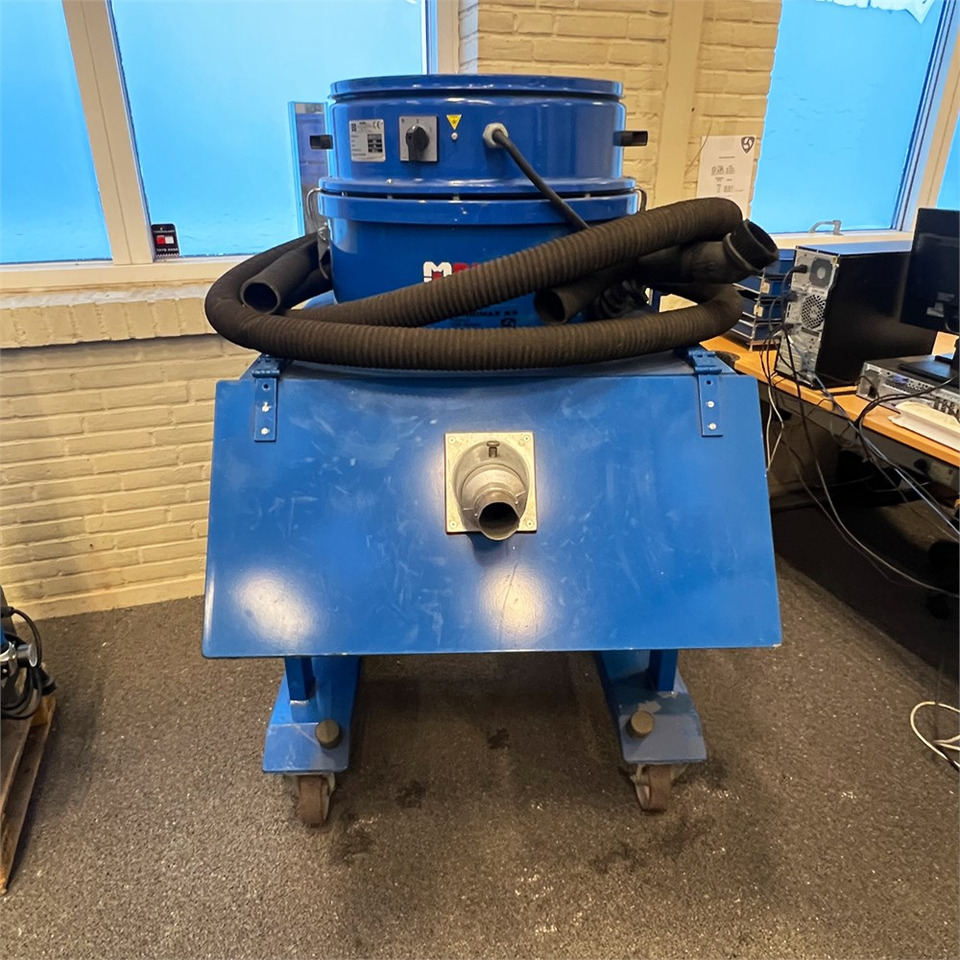 Du-Puy B6000 - Industrial vacuum cleaner: picture 4 Du-Puy B6000 - Industrial vacuum cleaner: picture 4