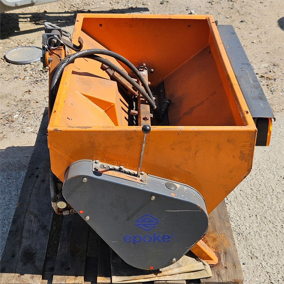 Epoke PMH 1,4 - Sand/ Salt spreader: picture 4 Epoke PMH 1,4 - Sand/ Salt spreader: picture 4