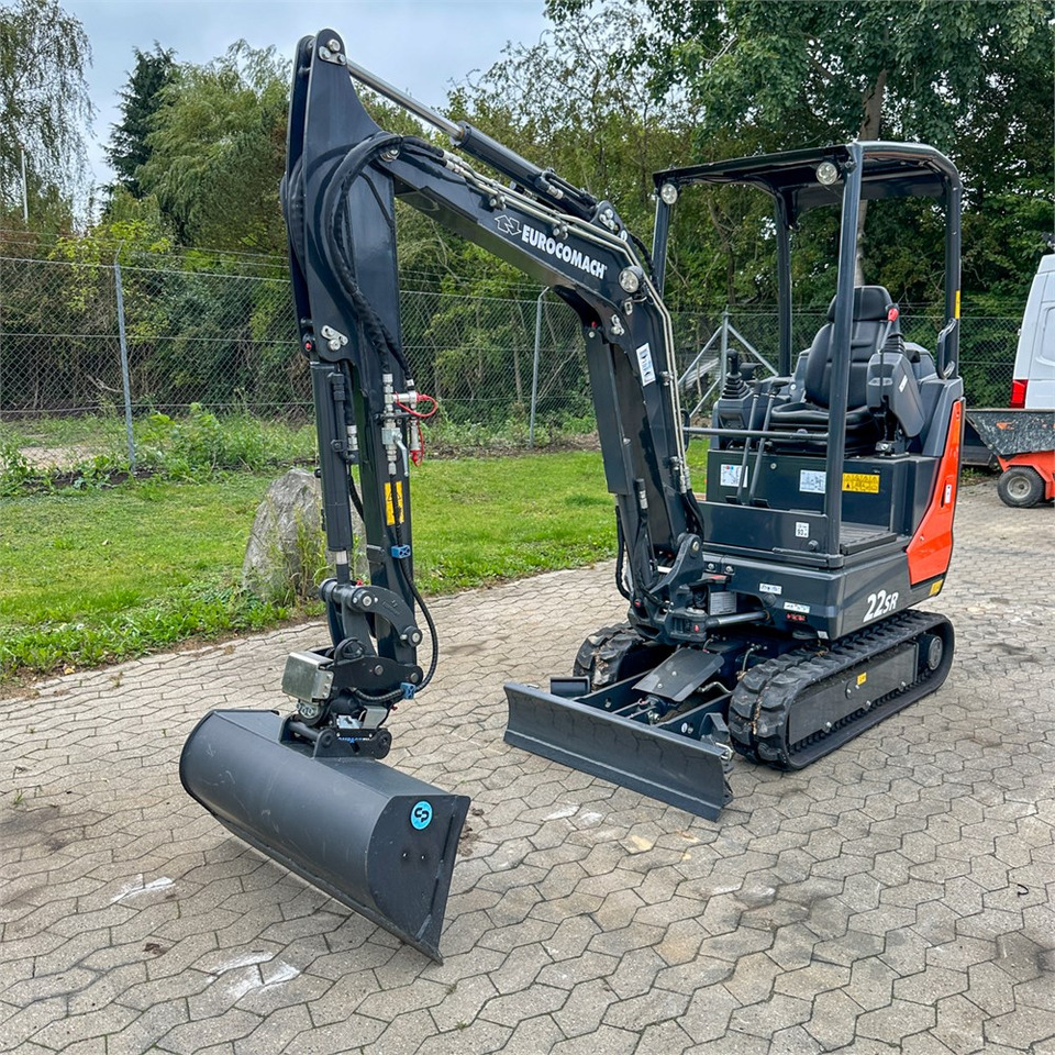 Eurocomach 22SR - Mini excavator: picture 3 Eurocomach 22SR - Mini excavator: picture 3