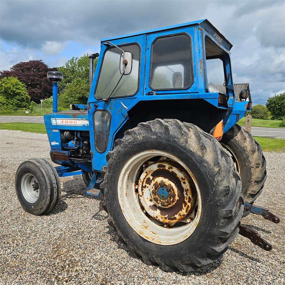 Ford 7000 - Farm tractor: picture 3 Ford 7000 - Farm tractor: picture 3