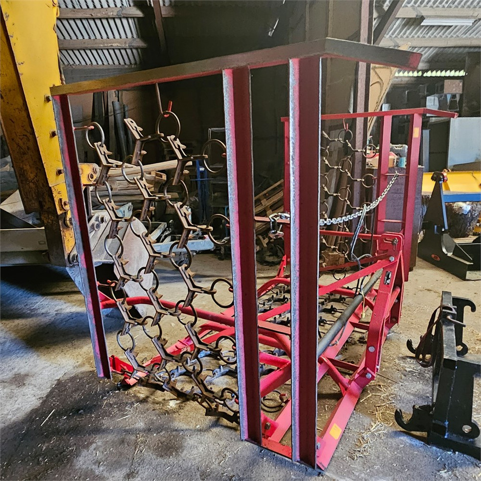 GKM 4196 - Chain harrow: picture 2 GKM 4196 - Chain harrow: picture 2