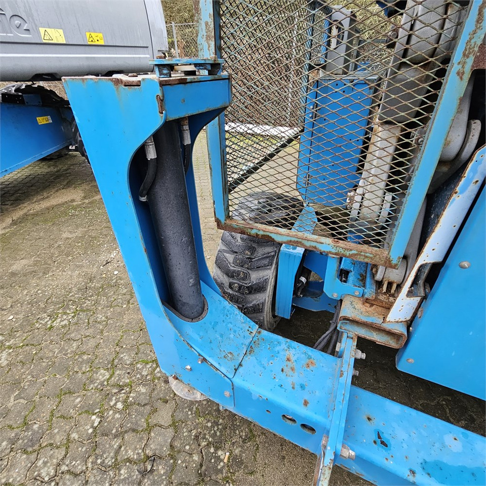 Scissor lift Genie GS-5390: picture 21