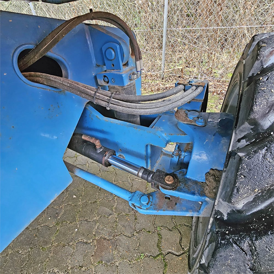 Telescopic boom Genie S60HC: picture 26