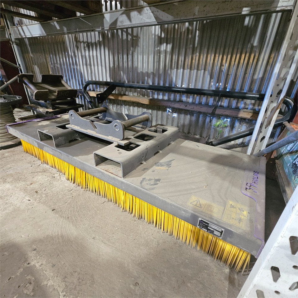 HOLMS HB - 2,0 - Broom: picture 1 HOLMS HB - 2,0 - Broom: picture 1