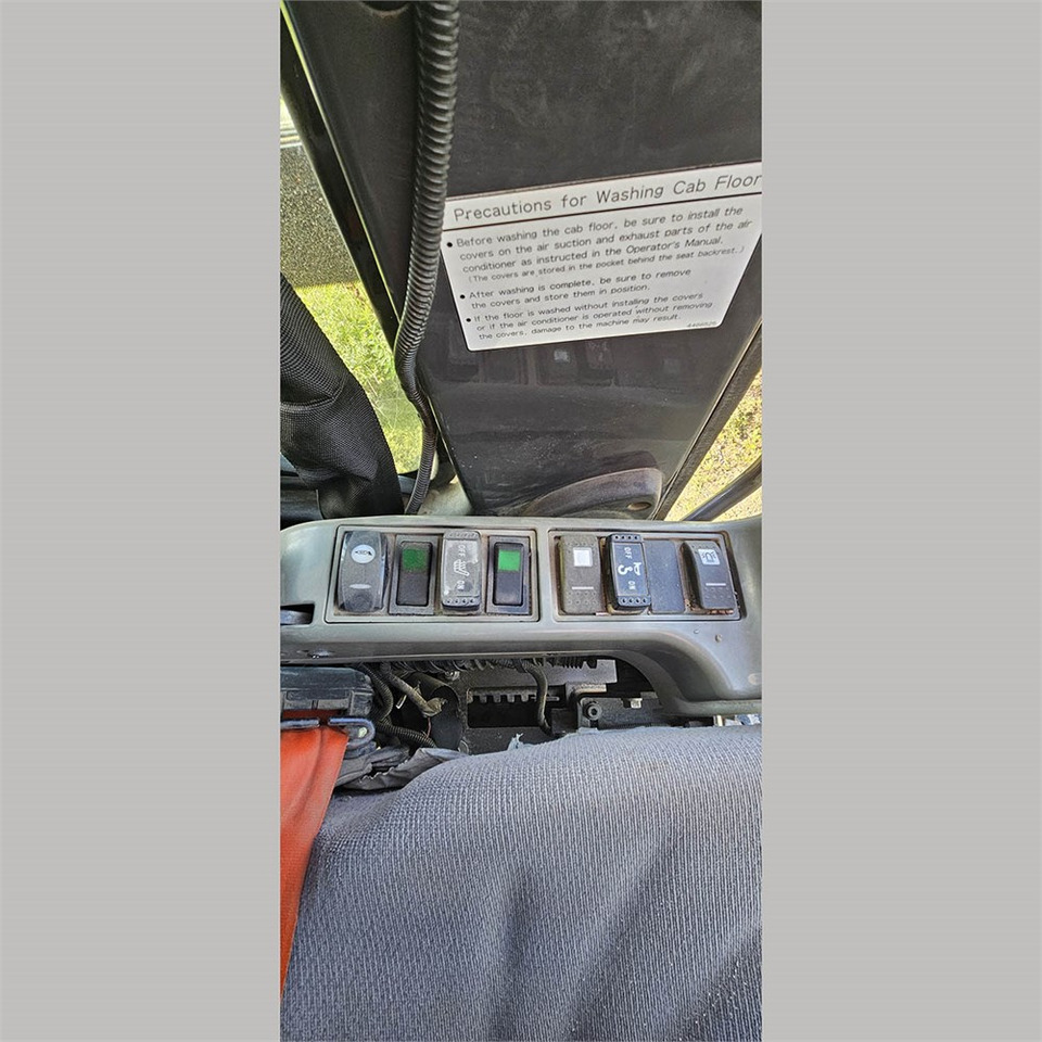 Leasing of Hitachi ZX 225 Hitachi ZX 225: picture 11