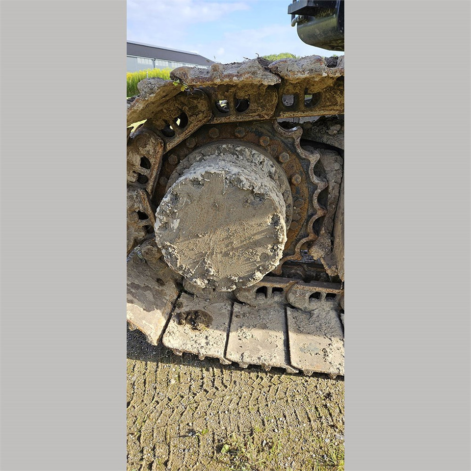 Leasing of Hitachi ZX 225 Hitachi ZX 225: picture 32