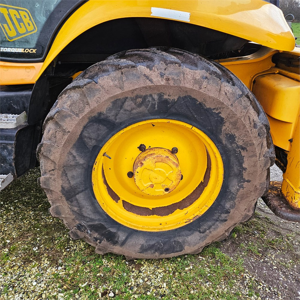 Backhoe loader JCB 4CX: picture 32