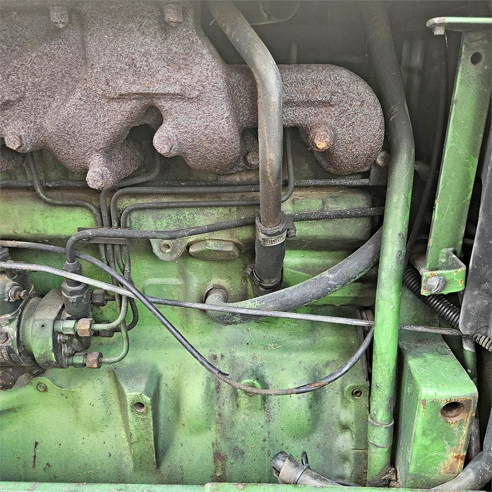 Farm tractor John Deere 2850 MFWD: picture 29 Farm tractor John Deere 2850 MFWD: picture 29