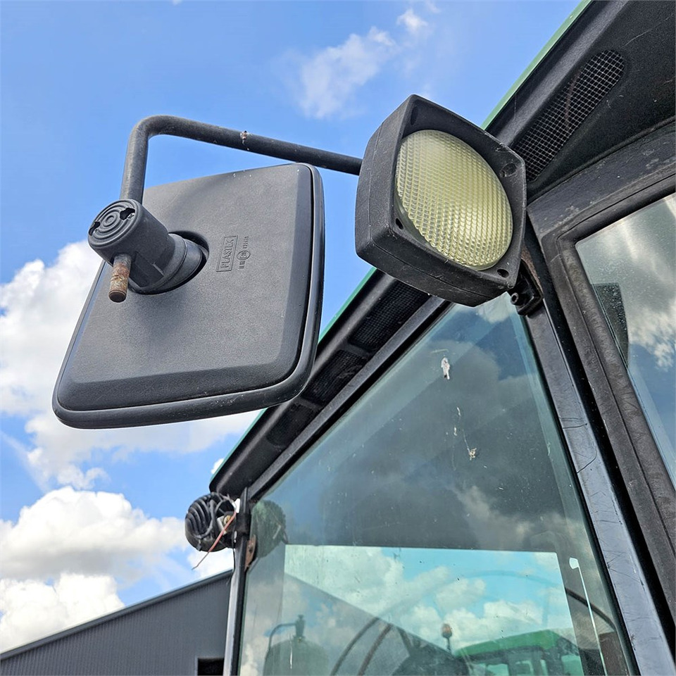 Farm tractor John Deere 2850 MFWD: picture 40 Farm tractor John Deere 2850 MFWD: picture 40