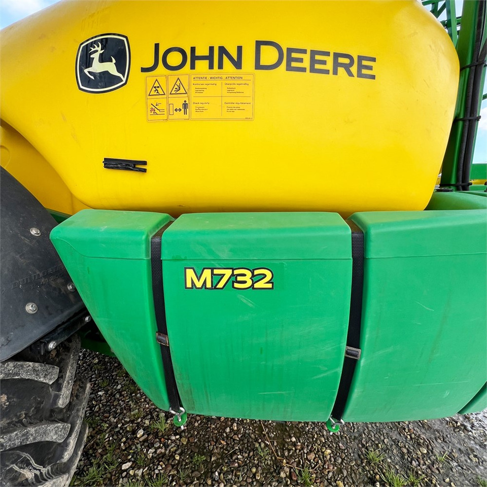 Sprayer John Deere M732: picture 8