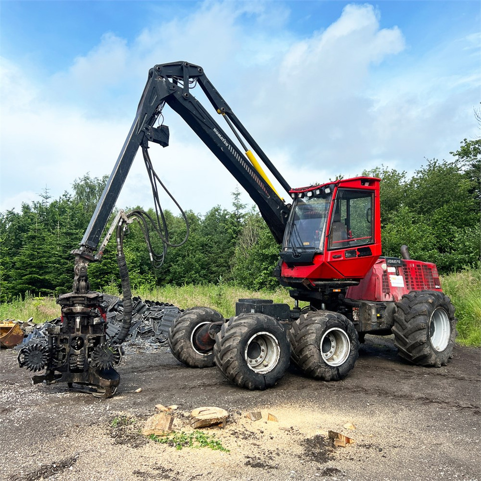 Forestry harvester Komatsu 901 TX.1: picture 1