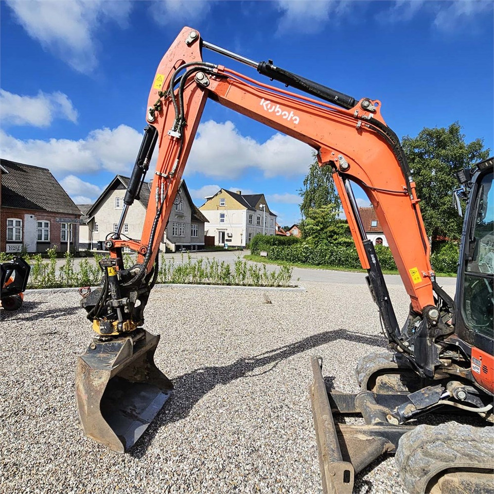 Mini excavator Kubota KX057-4: picture 20