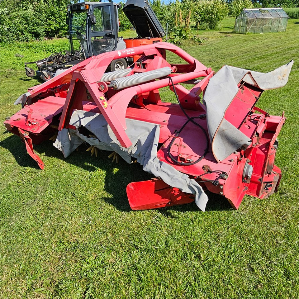 Kuhn GMD 900 - Hay and forage equipment: picture 3 Kuhn GMD 900 - Hay and forage equipment: picture 3