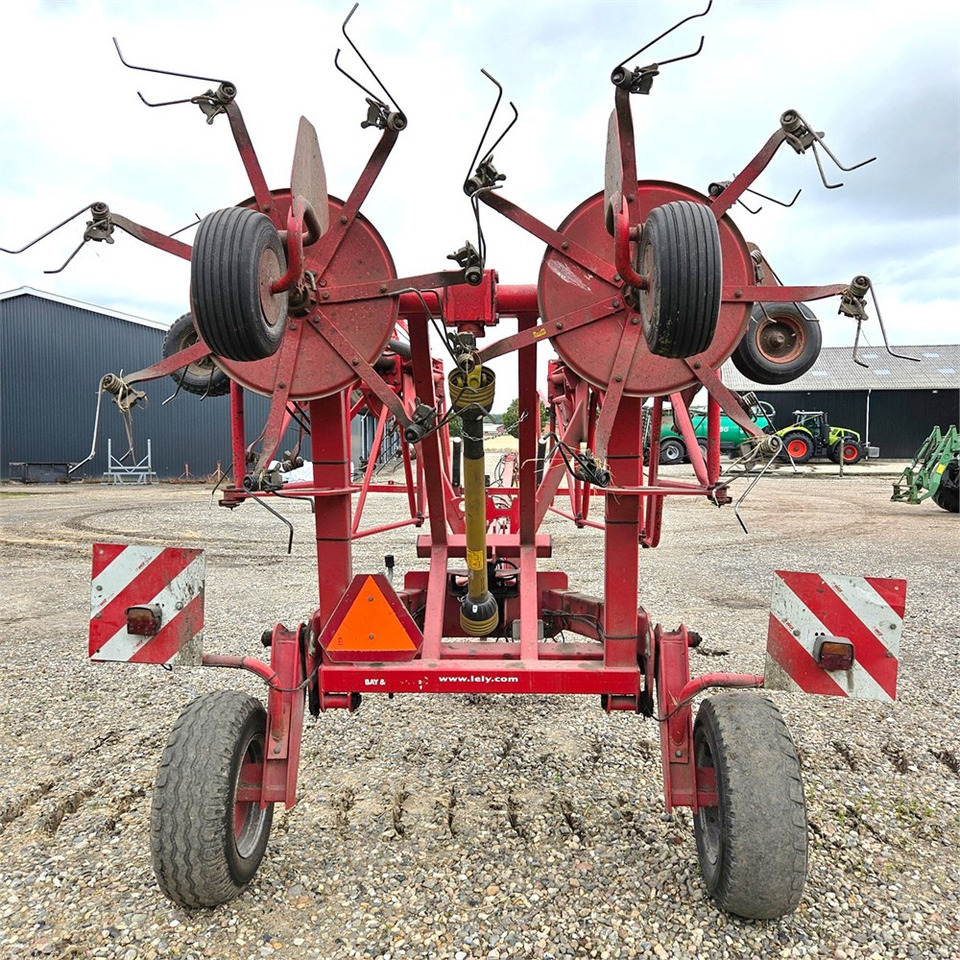 LELY Lotus 1020 s - Hay and forage equipment: picture 4 LELY Lotus 1020 s - Hay and forage equipment: picture 4