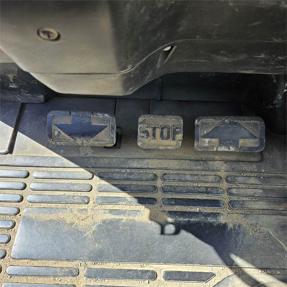 Forklift Linde H40D-04: picture 15