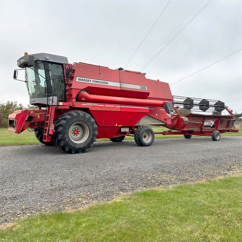 Massey Ferguson 36 - Harvester: picture 1 Massey Ferguson 36 - Harvester: picture 1