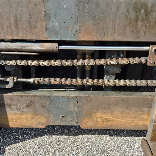 Truck mounted forklift Moffett M4 25.3: picture 23