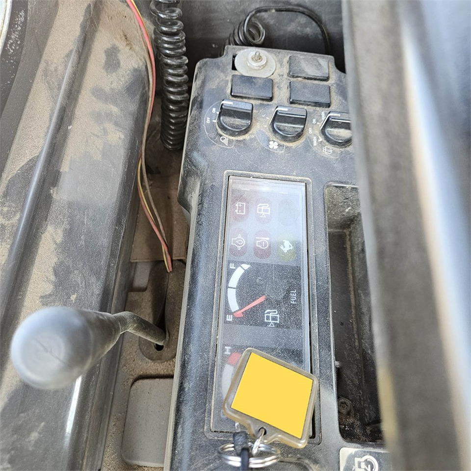 Mini excavator New Holland E39 B: picture 16 Mini excavator New Holland E39 B: picture 16