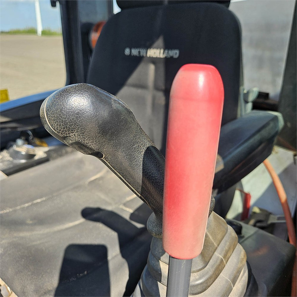 Mini excavator New Holland E39 B: picture 13 Mini excavator New Holland E39 B: picture 13