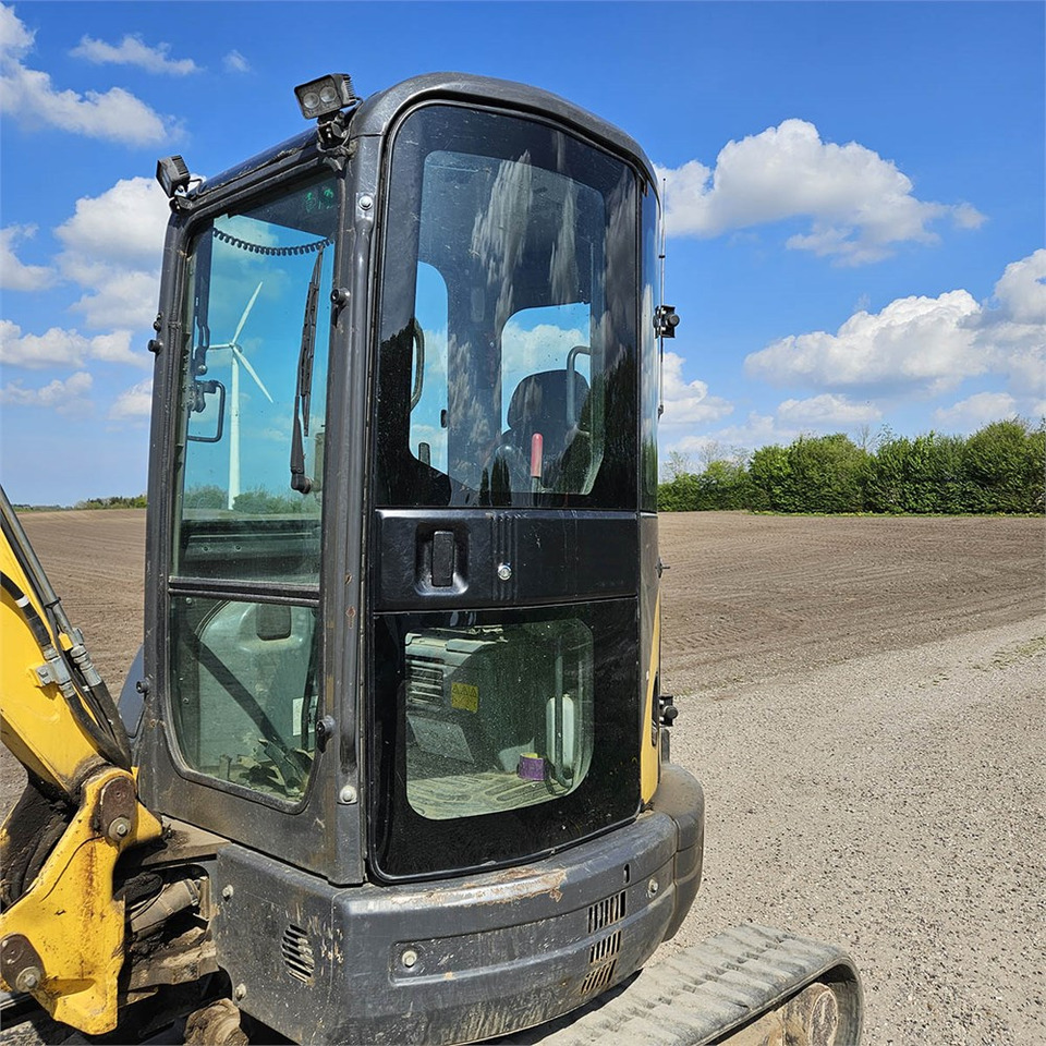 Mini excavator New Holland E39 B: picture 9 Mini excavator New Holland E39 B: picture 9