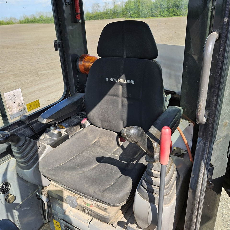 Mini excavator New Holland E39 B: picture 10 Mini excavator New Holland E39 B: picture 10