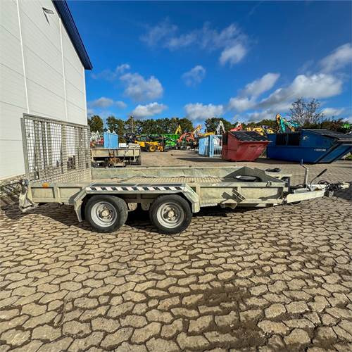 Nugent P3718 - Car trailer: picture 3 Nugent P3718 - Car trailer: picture 3