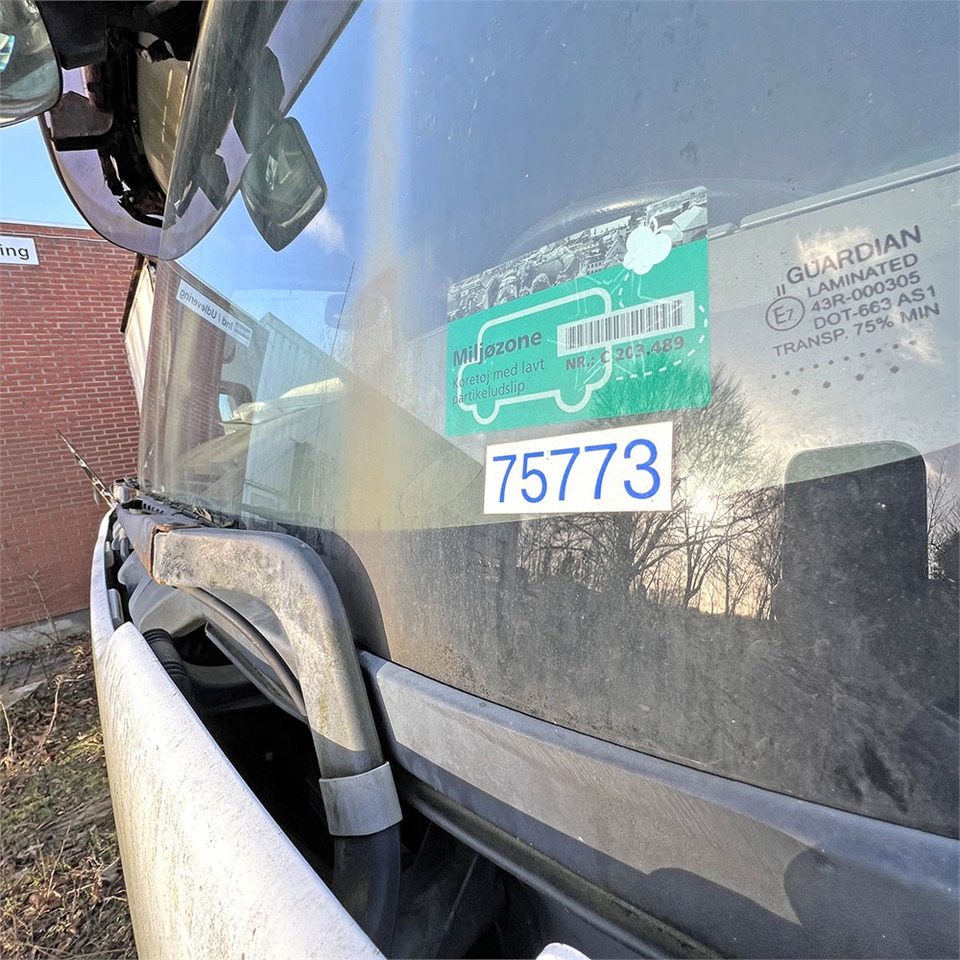 Renault 410 DXI Premimium - Cab chassis truck: picture 5 Renault 410 DXI Premimium - Cab chassis truck: picture 5