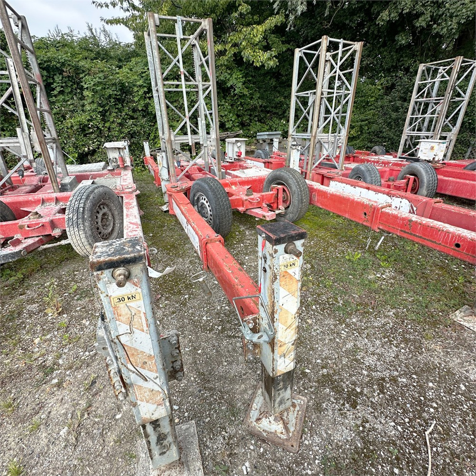 Aerial platform Scanclimber Chassis: picture 17