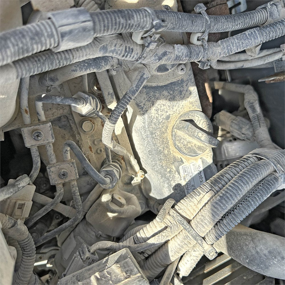 Mini excavator Takeuchi TB210 R: picture 18