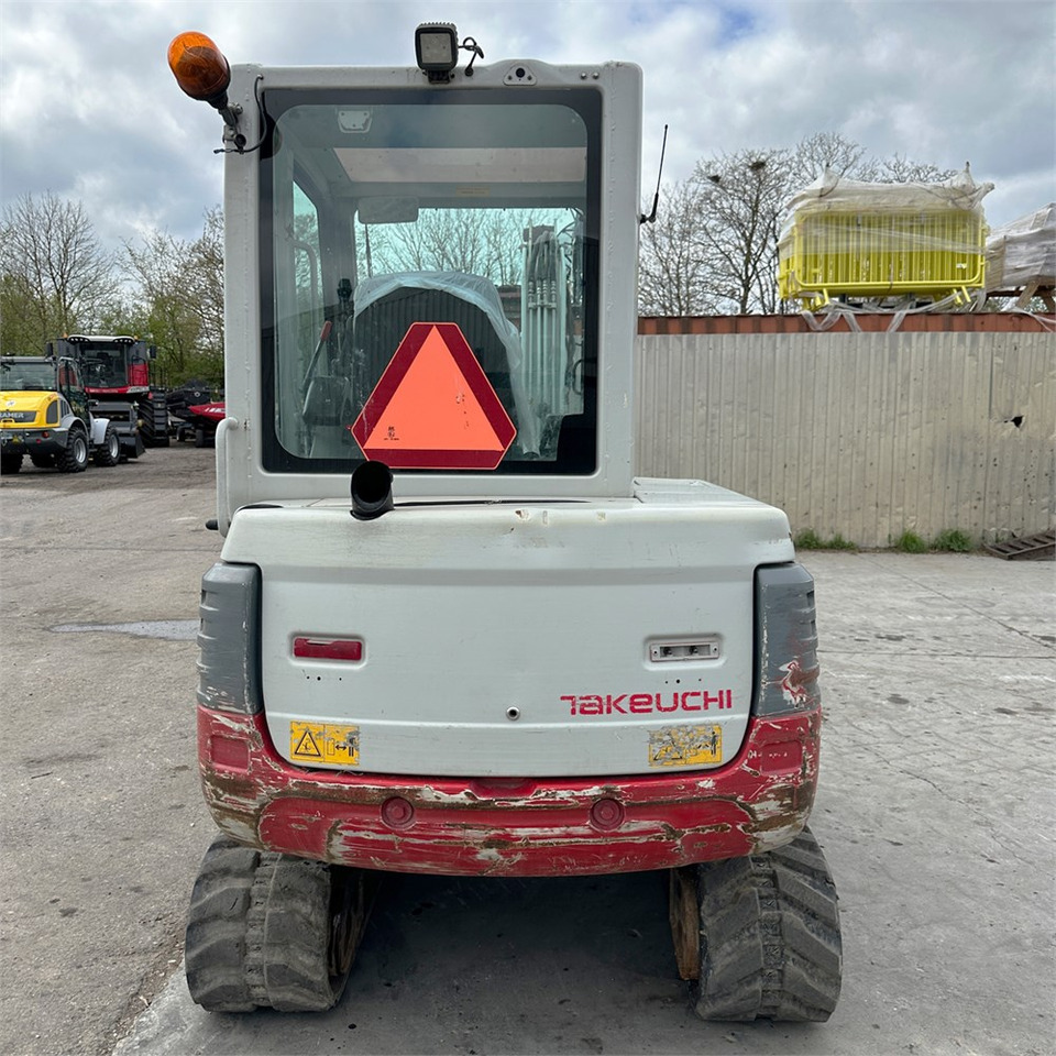 Takeuchi TB235 - Mini excavator: picture 5 Takeuchi TB235 - Mini excavator: picture 5