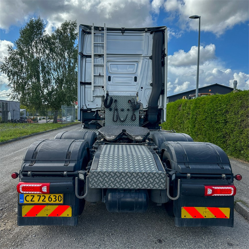 Mercedes 2653 LSDNA 6X2 Gigaspace - Tractor unit: picture 4 Mercedes 2653 LSDNA 6X2 Gigaspace - Tractor unit: picture 4