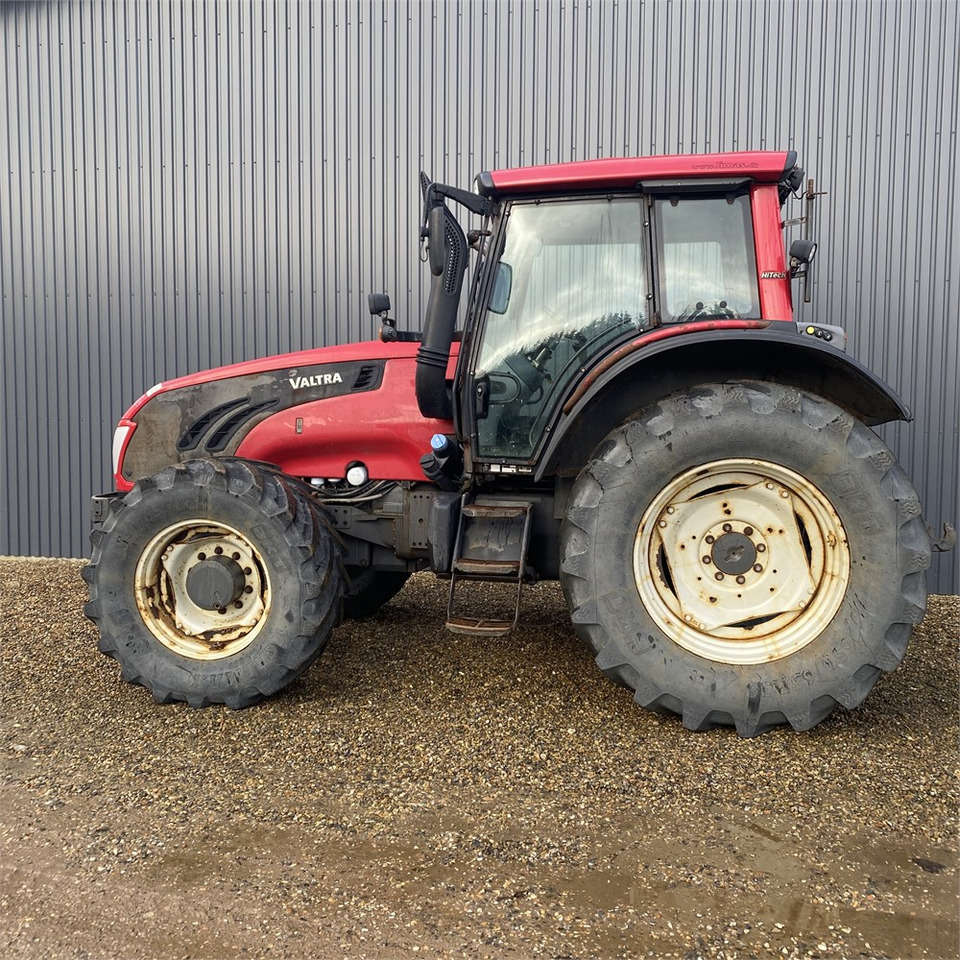 Valtra T 153 - Farm tractor: picture 5 Valtra T 153 - Farm tractor: picture 5
