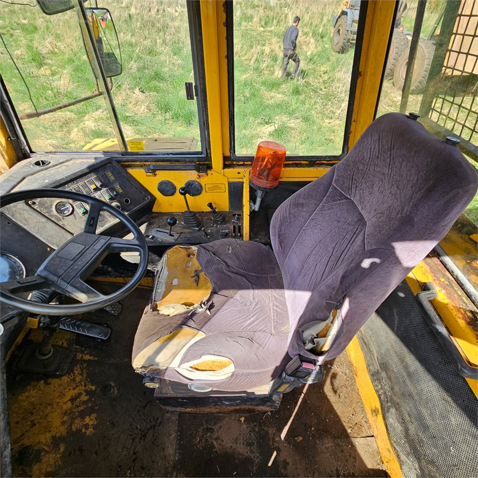 Articulated dumper Volvo A20: picture 10