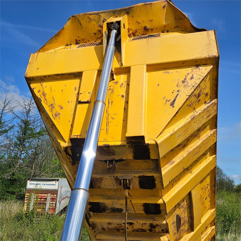 Articulated dumper Volvo A20: picture 20