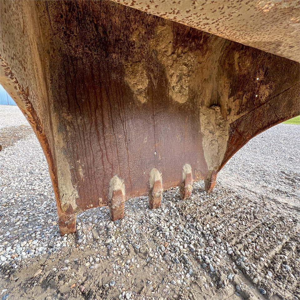 Crawler excavator Volvo EC380 DL: picture 34 Crawler excavator Volvo EC380 DL: picture 34