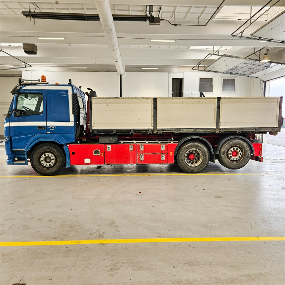 Volvo FM450 - Dropside/ Flatbed truck: picture 3 Volvo FM450 - Dropside/ Flatbed truck: picture 3