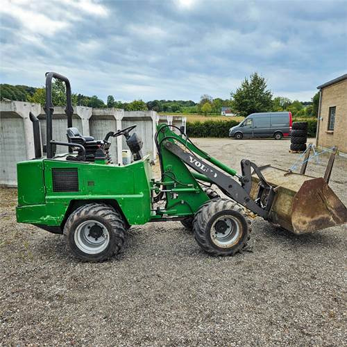 Volvo ZL302C - Wheel loader: picture 5 Volvo ZL302C - Wheel loader: picture 5