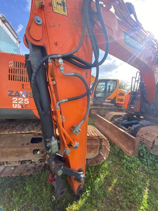 Crawler excavator Doosan DX 140 LCR-5: picture 10