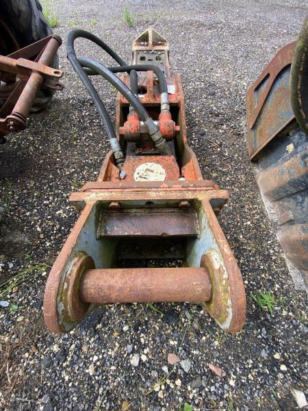 HAMMER H 130P - Hydraulic hammer: picture 5 HAMMER H 130P - Hydraulic hammer: picture 5