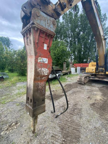 HAMMER H 130P - Hydraulic hammer: picture 1 HAMMER H 130P - Hydraulic hammer: picture 1