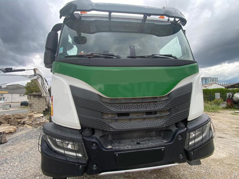Iveco XWAY 460 - Hook lift truck: picture 4 Iveco XWAY 460 - Hook lift truck: picture 4