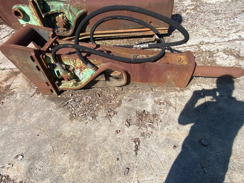 MONTABERT BRV - Hydraulic hammer: picture 1 MONTABERT BRV - Hydraulic hammer: picture 1