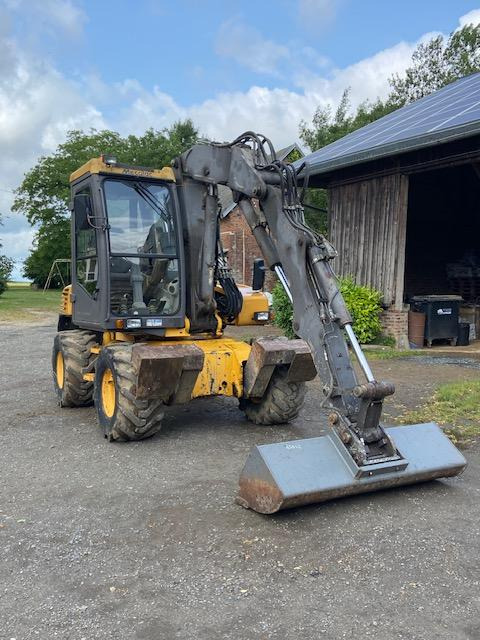 Mecalac 12 MXT - Wheel excavator: picture 4 Mecalac 12 MXT - Wheel excavator: picture 4