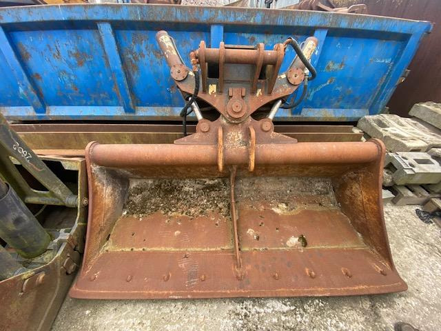 VERACHTER ORIENTABLE & TERRASSEMENT 2M & 1M50 - Excavator bucket: picture 1 VERACHTER ORIENTABLE & TERRASSEMENT 2M & 1M50 - Excavator bucket: picture 1