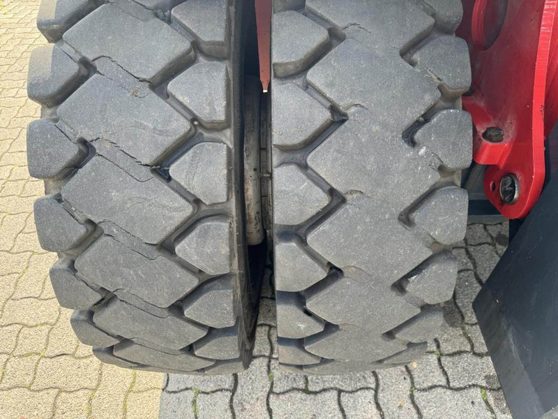 Container handler Kalmar DCE70-35E4: picture 7