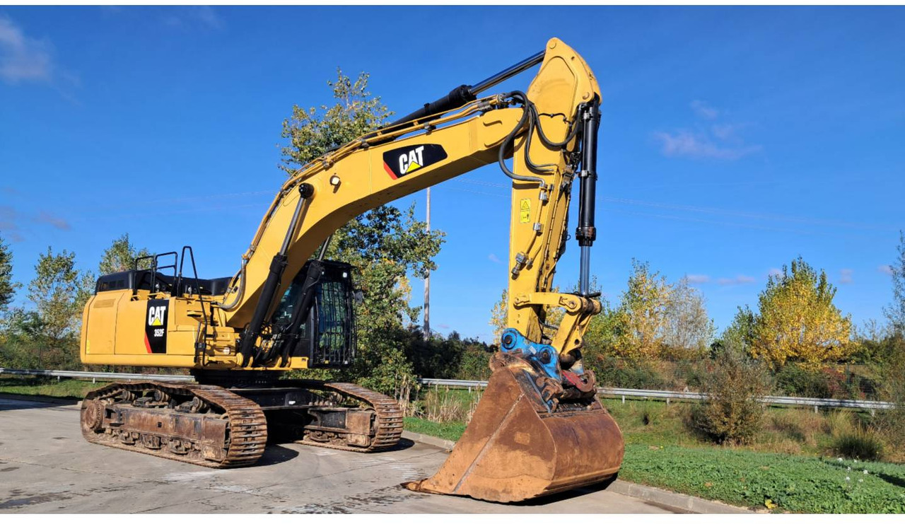 CAT 352F - Crawler excavator: picture 2 CAT 352F - Crawler excavator: picture 2