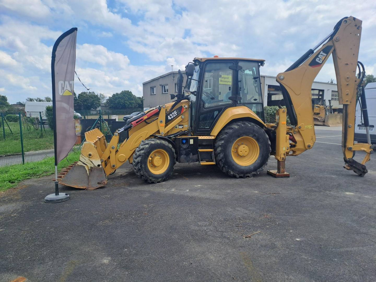 CAT 432F2 - Backhoe loader: picture 1 CAT 432F2 - Backhoe loader: picture 1