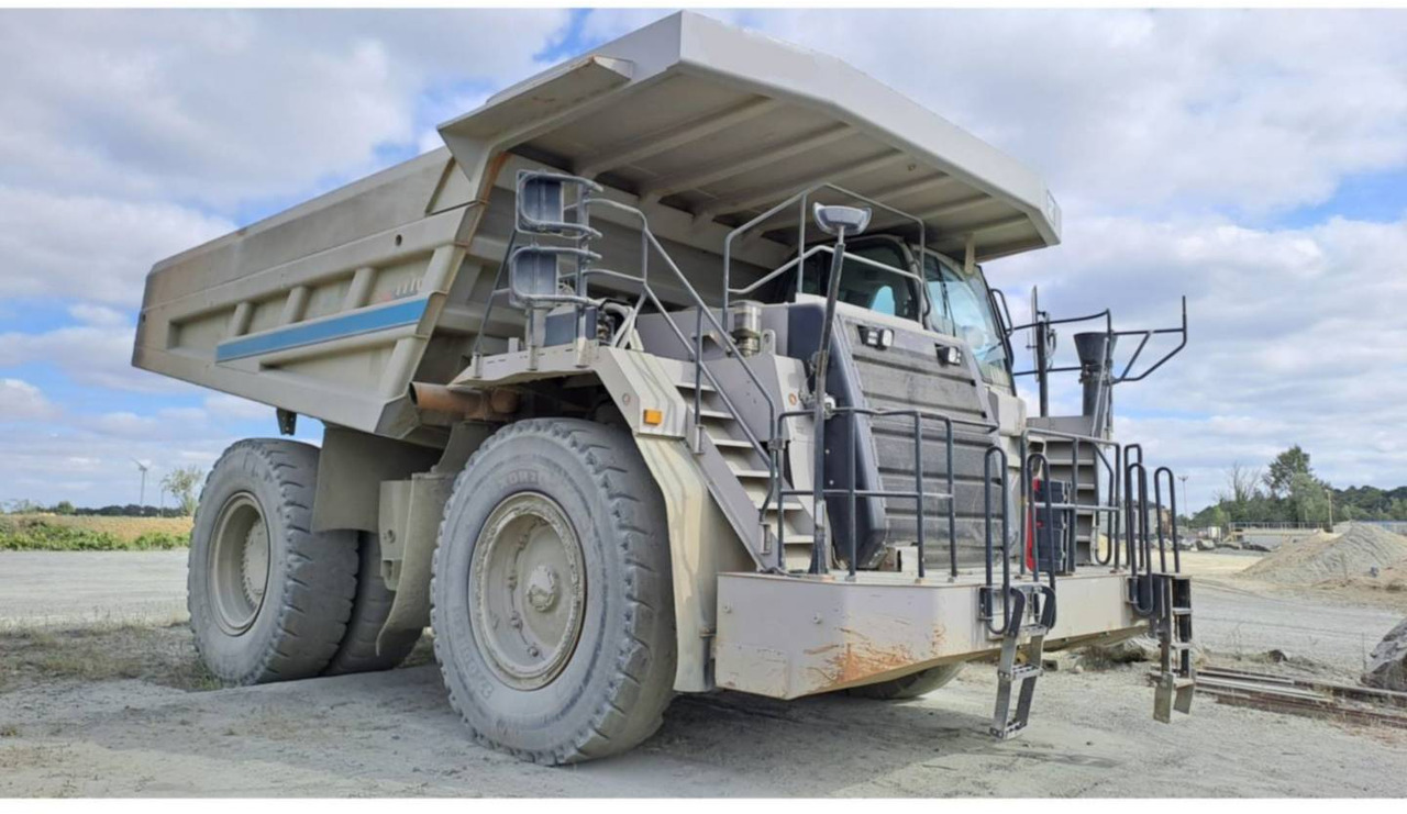 CAT 777F - Rigid dumper/ Rock truck: picture 2 CAT 777F - Rigid dumper/ Rock truck: picture 2